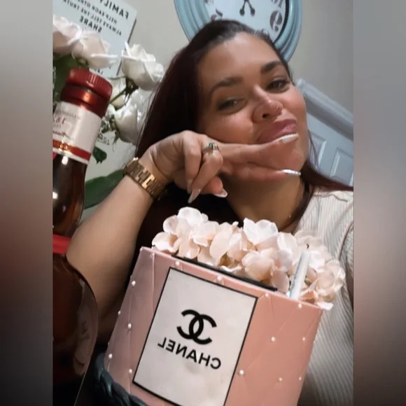 Meet The Posher - Picture 16 of 16